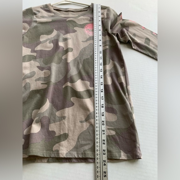 Hollister Long Sleeve Small Camo Shirt Excellent Condition Pink Lettering - Picture 12 of 12